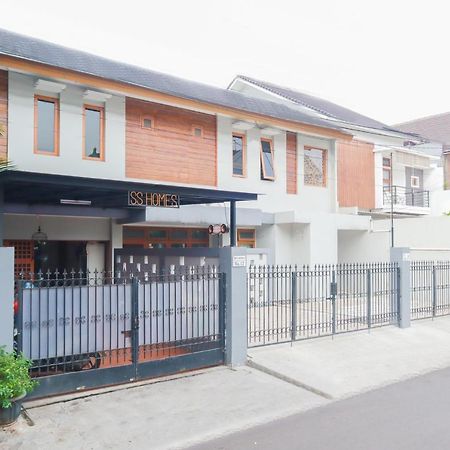 Oyo 2196 Ss Homes Jakarta Ngoại thất bức ảnh