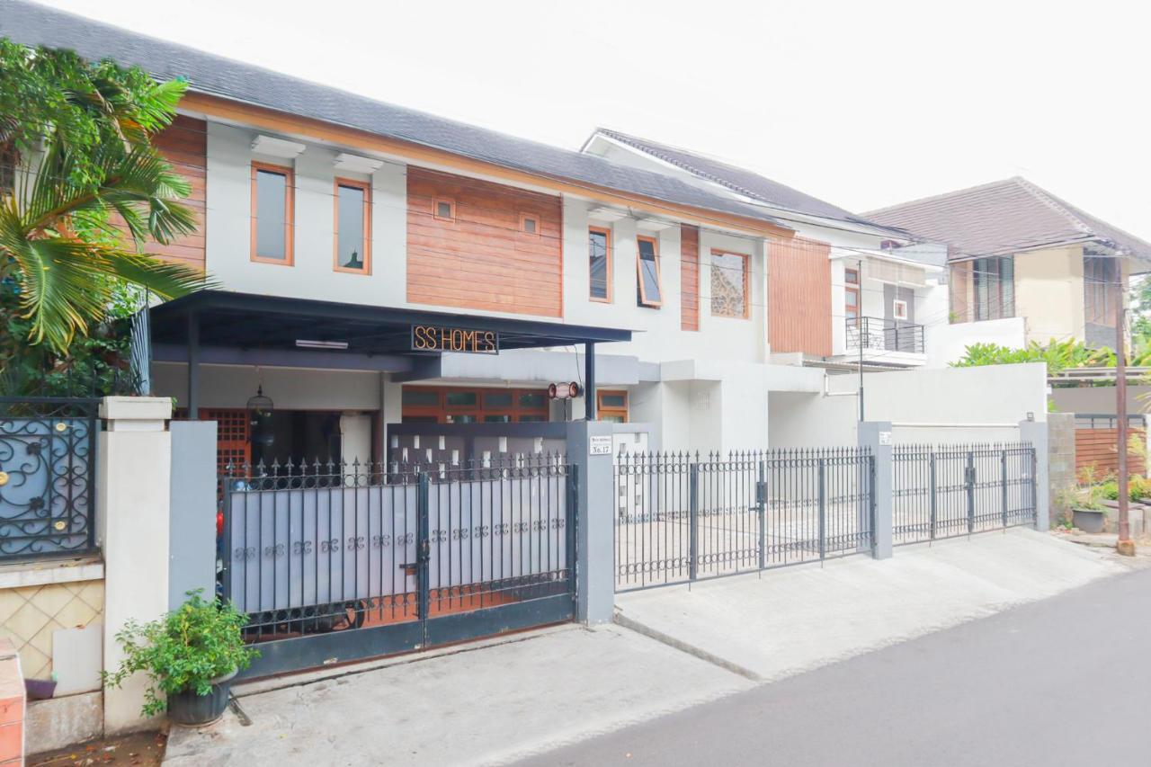 Oyo 2196 Ss Homes Jakarta Ngoại thất bức ảnh