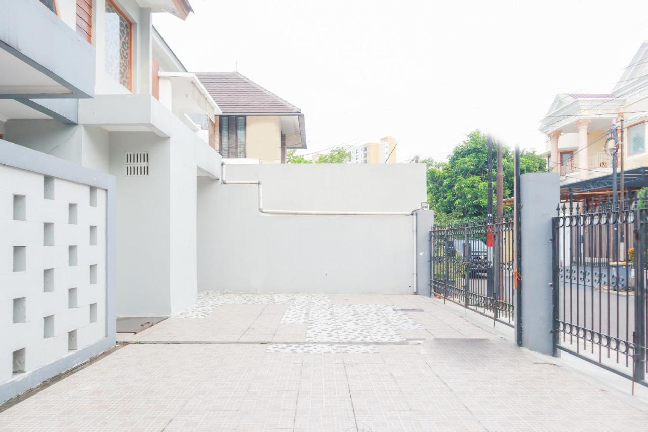 Oyo 2196 Ss Homes Jakarta Ngoại thất bức ảnh